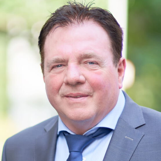 Portrait von Inhaber und Bestatter Michael Petri